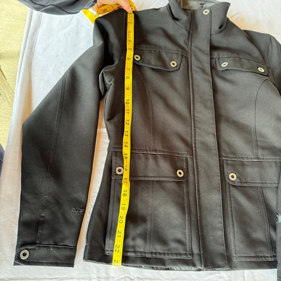 The North Face Women's Jacket, Classic 4 (four) Pocket Utility Waterproof Coat S - Picture 9 of 10